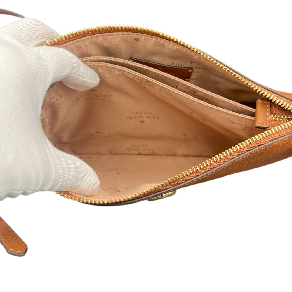 Kate Spade Kayla 3-Compartment Crossbody bag in warm gingerbread pebbled leather - Picture 7 of 11